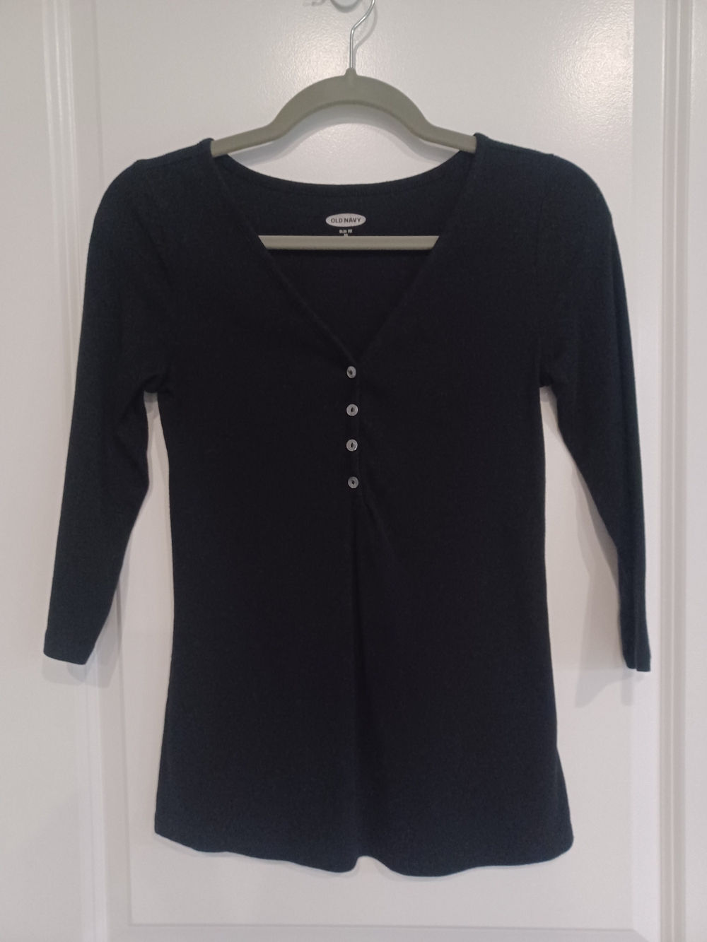 Old Navy Black V-Neck Button-Front Women's Top